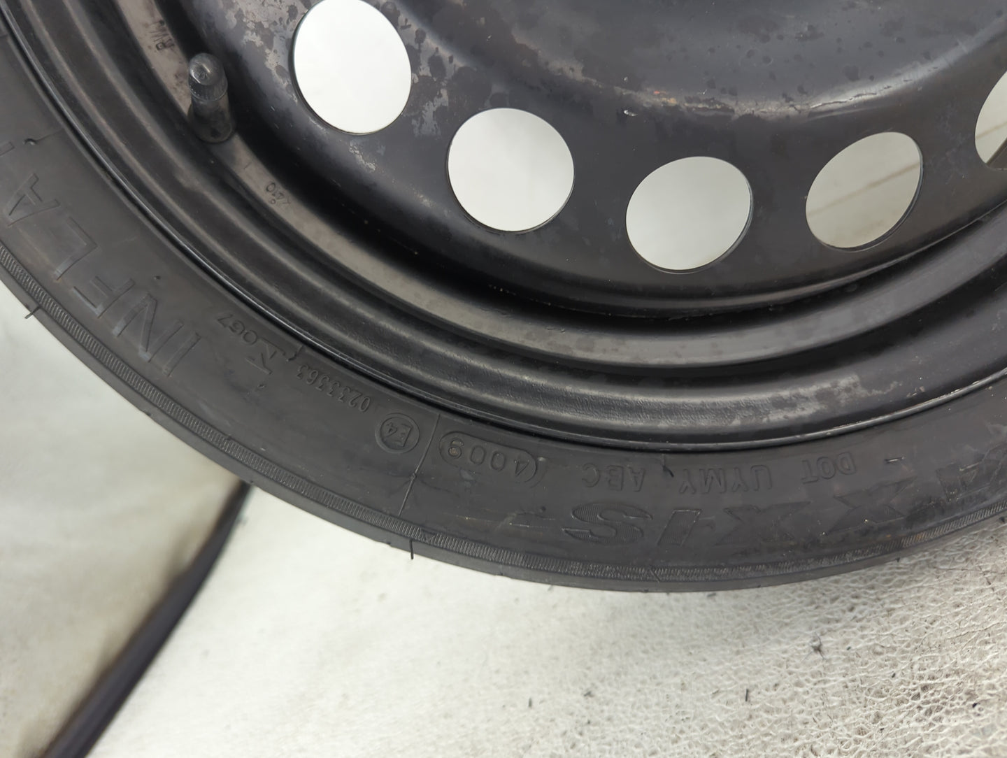 2010 Chevrolet Malibu Spare Donut Tire Wheel Rim Oem - Oemusedautoparts1.com