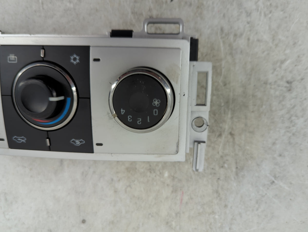2008-2012 Chevrolet Malibu Climate Control Module Temperature AC/Heater Replacement P/N:28116119 25878418 Fits OEM Used Auto