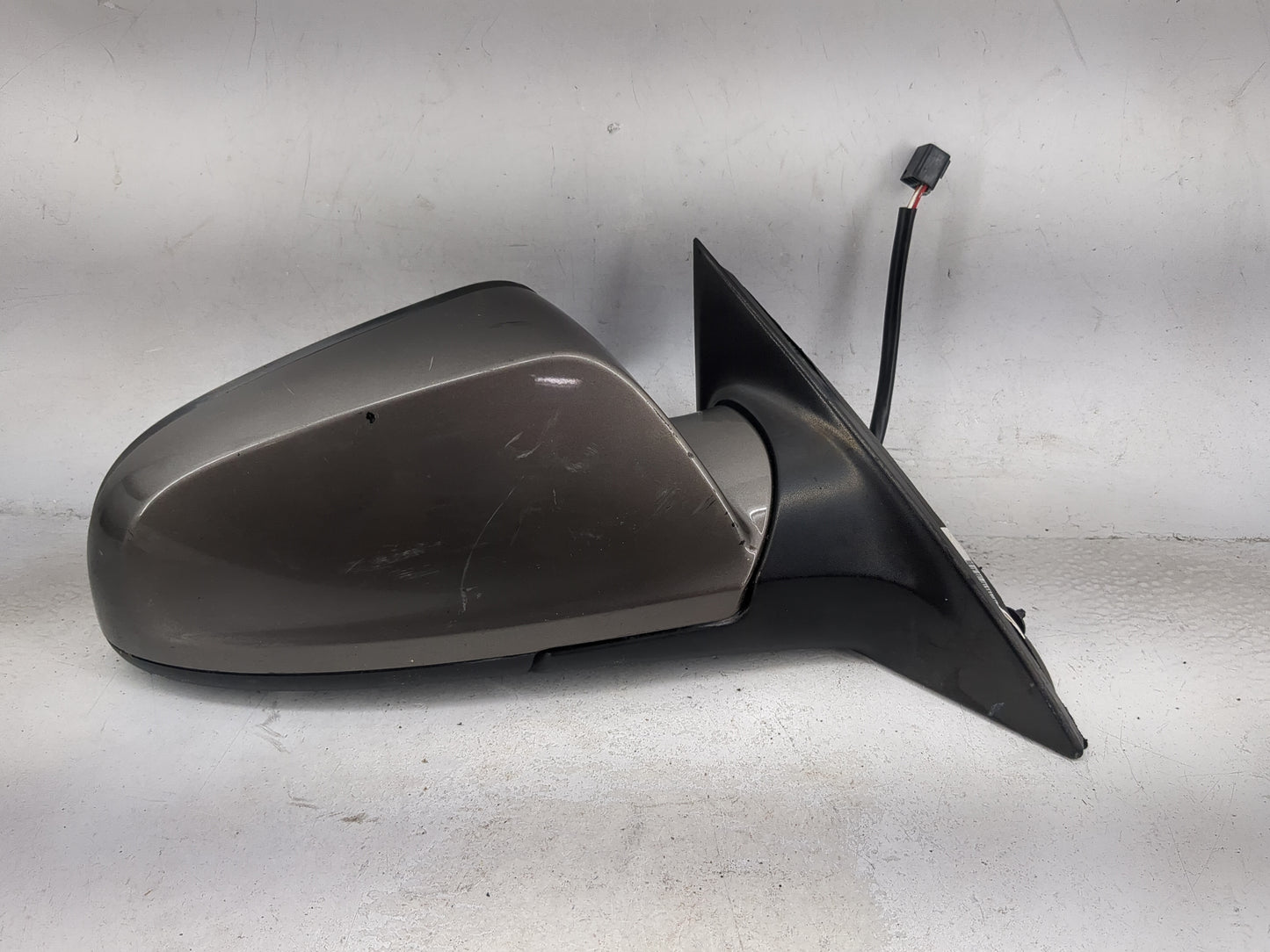 2008-2012 Chevrolet Malibu Passenger Side View Mirror - Right Door Mirror OEM Used - Oemusedautoparts1.com