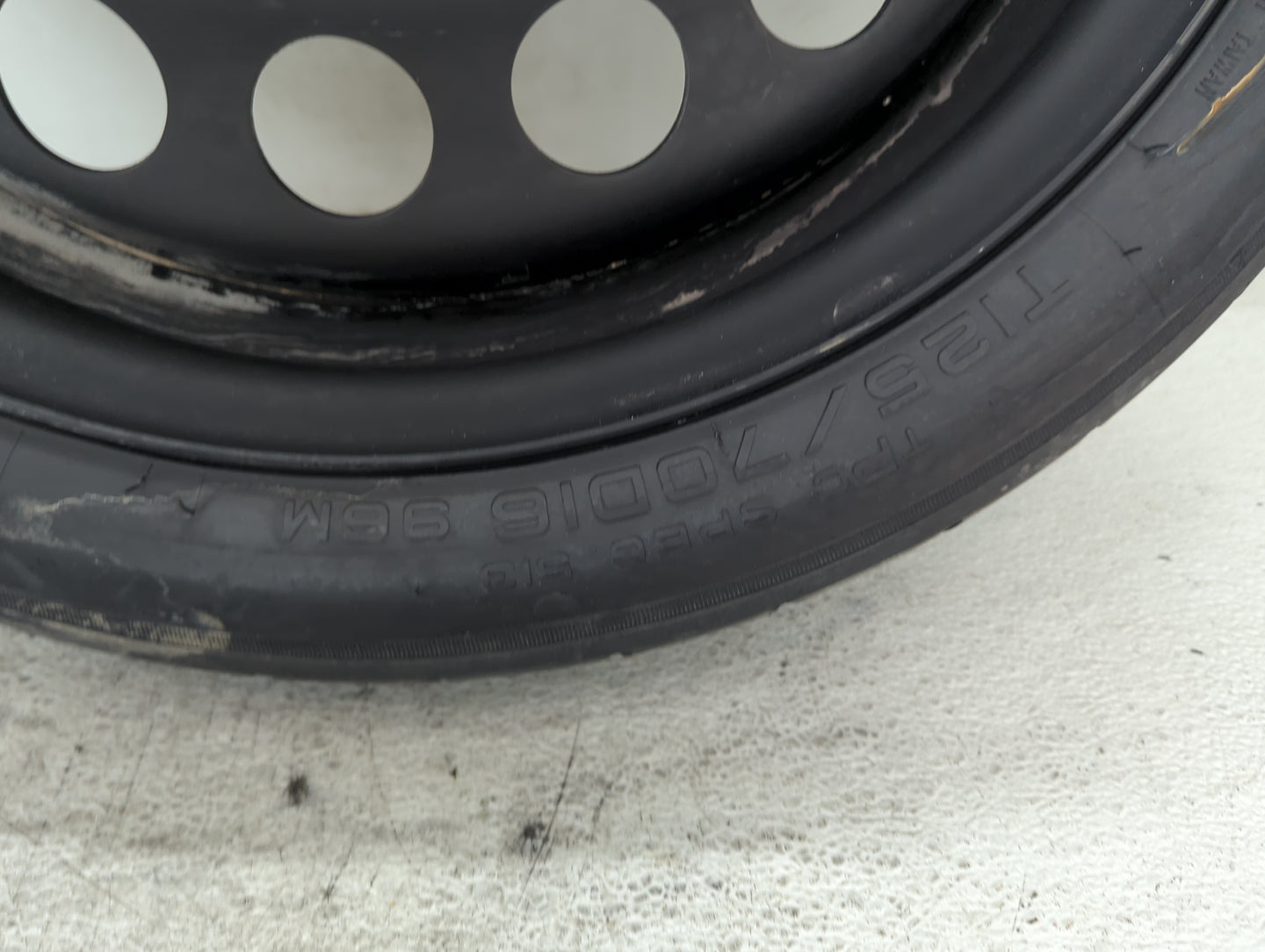 2004-2012 Chevrolet Malibu Spare Donut Tire Wheel Rim Oem 1491165 - Oemusedautoparts1.com