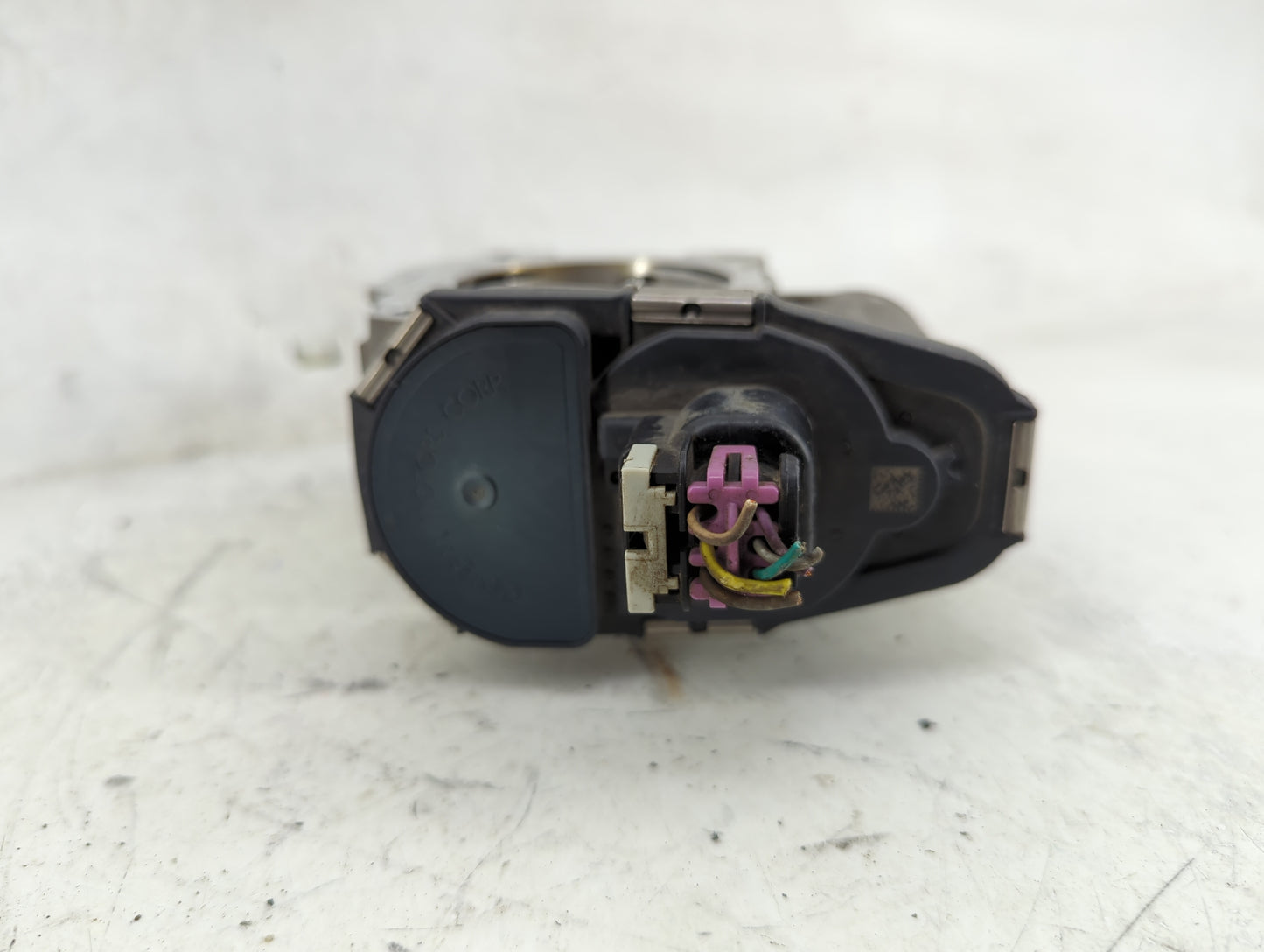 2008-2012 Chevrolet Malibu Throttle Body P/N:0820AA186AA8999C Fits Fits 2007 2008 2009 2010 2011 2012 OEM Used Auto Parts - 