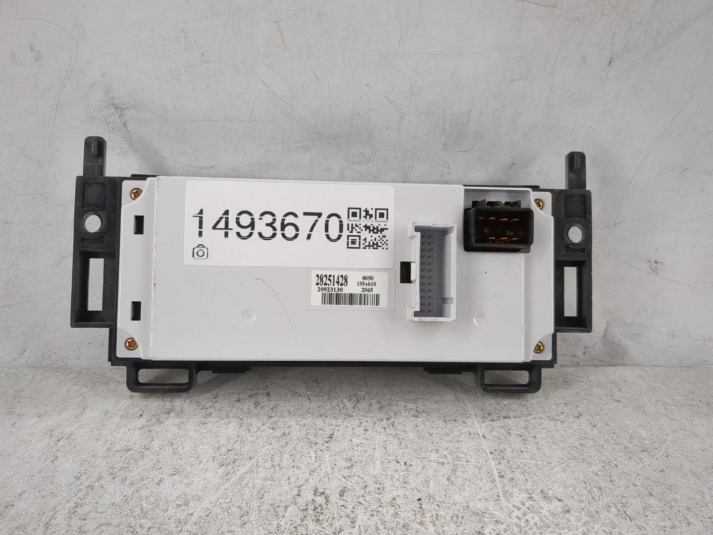 2008-2012 Chevrolet Malibu Climate Control Module Temperature AC/Heater Replacement P/N:28251428 20923130 Fits OEM Used Auto