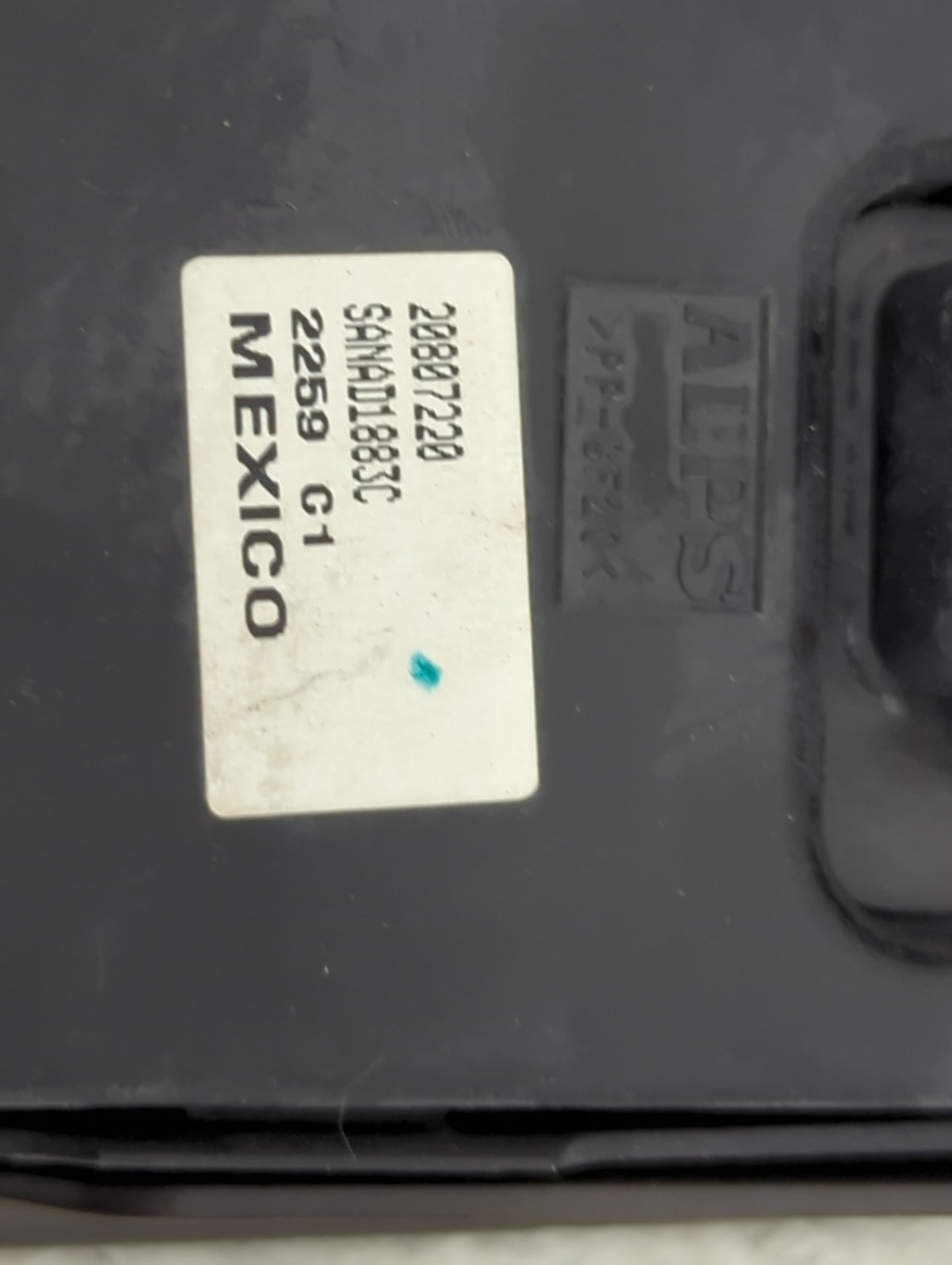 2010-2011 Chevrolet Malibu Master Power Window Switch Replacement Driver Side Left P/N:20807220 5ANAD1883C Fits Fits 2010 20