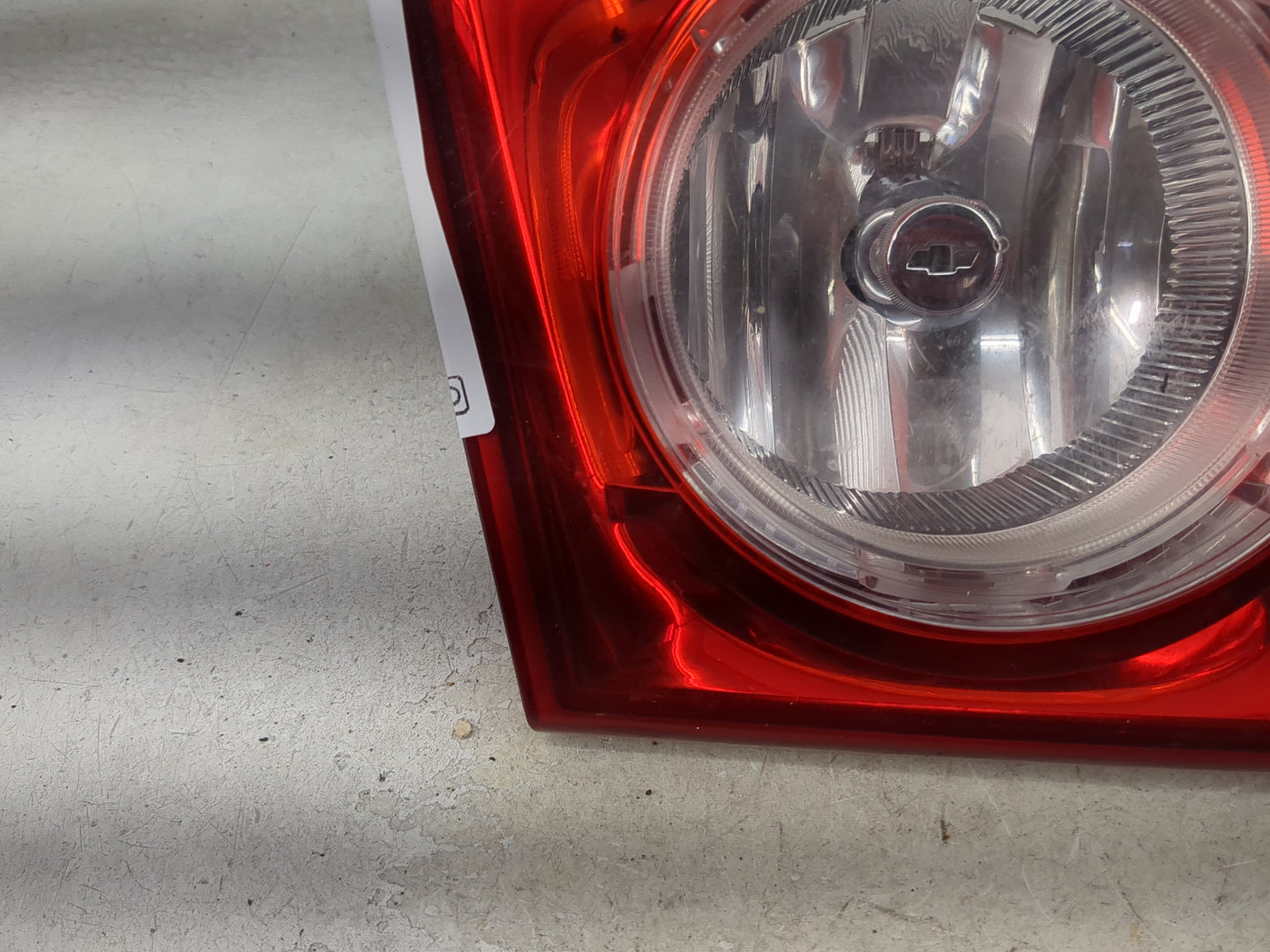 2008 Chevrolet Malibu Passenger Right Side Deck Lid Mounted Tail Light 1495549 - Oemusedautoparts1.com