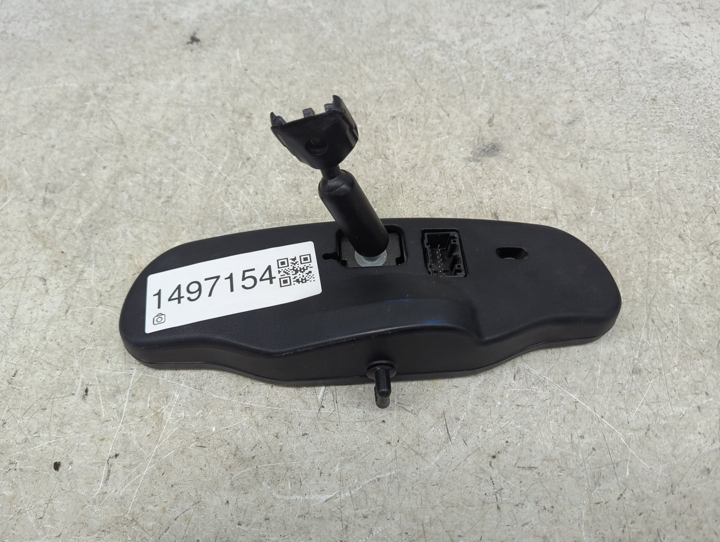 2010 Chevrolet Malibu Interior Rear View Mirror Replacement OEM P/N:E4 011364 Fits OEM Used Auto Parts - Oemusedautoparts1.c