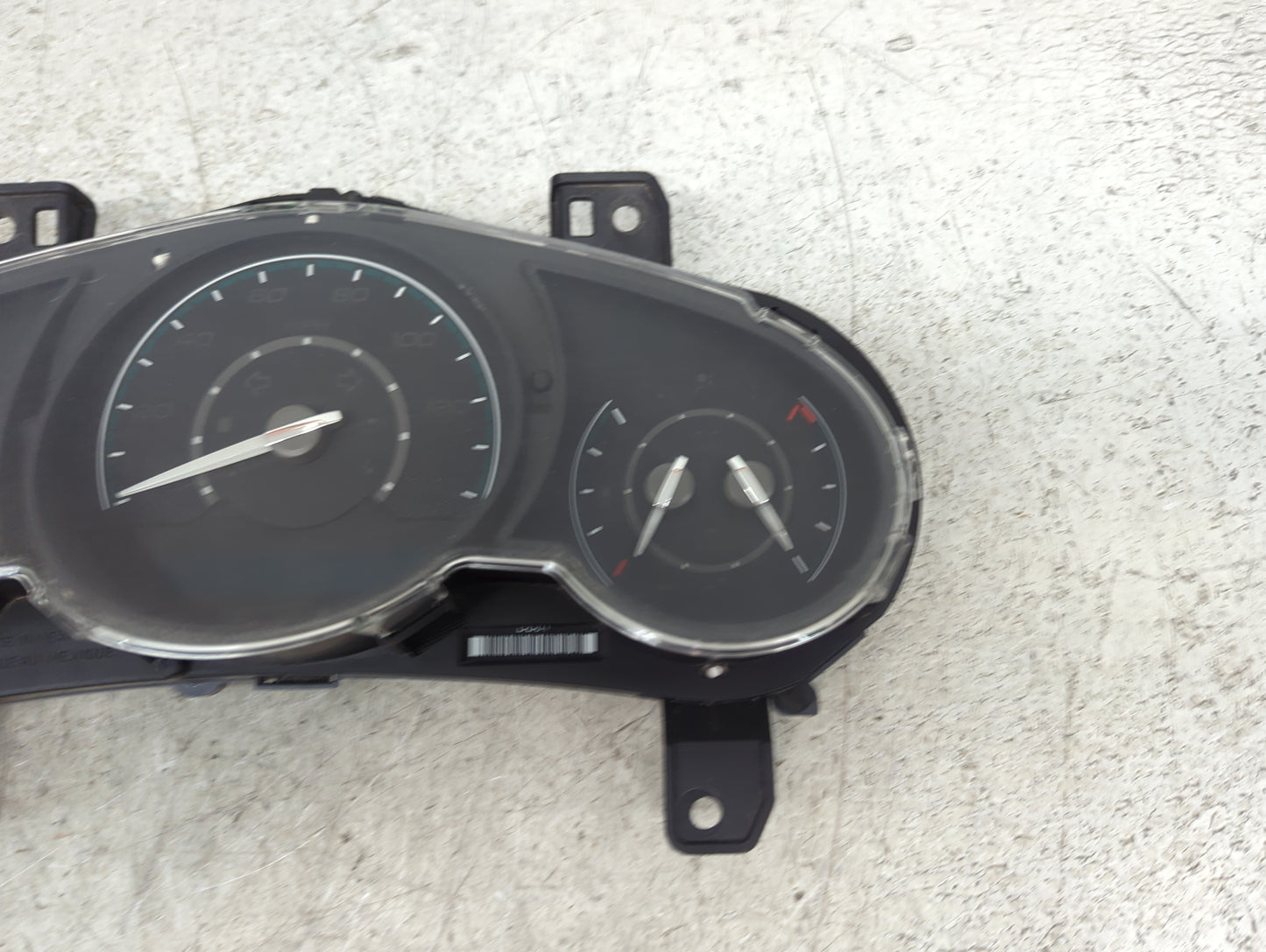 2008-2012 Chevrolet Malibu Instrument Cluster Speedometer Gauges Miles: Fits Fits 2008 2009 2010 2011 2012 OEM Used Auto Par