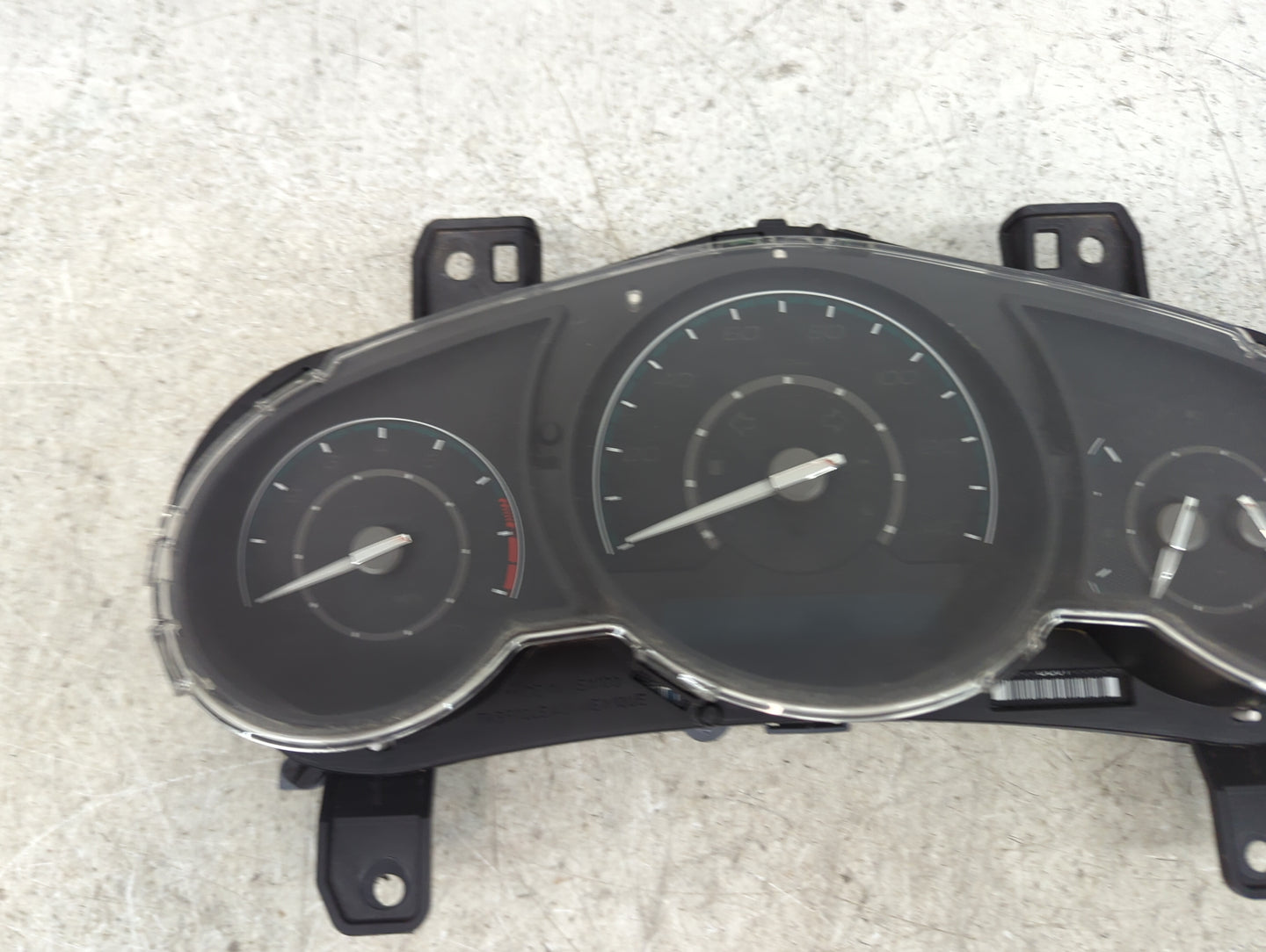 2008-2012 Chevrolet Malibu Instrument Cluster Speedometer Gauges Miles: Fits Fits 2008 2009 2010 2011 2012 OEM Used Auto Par