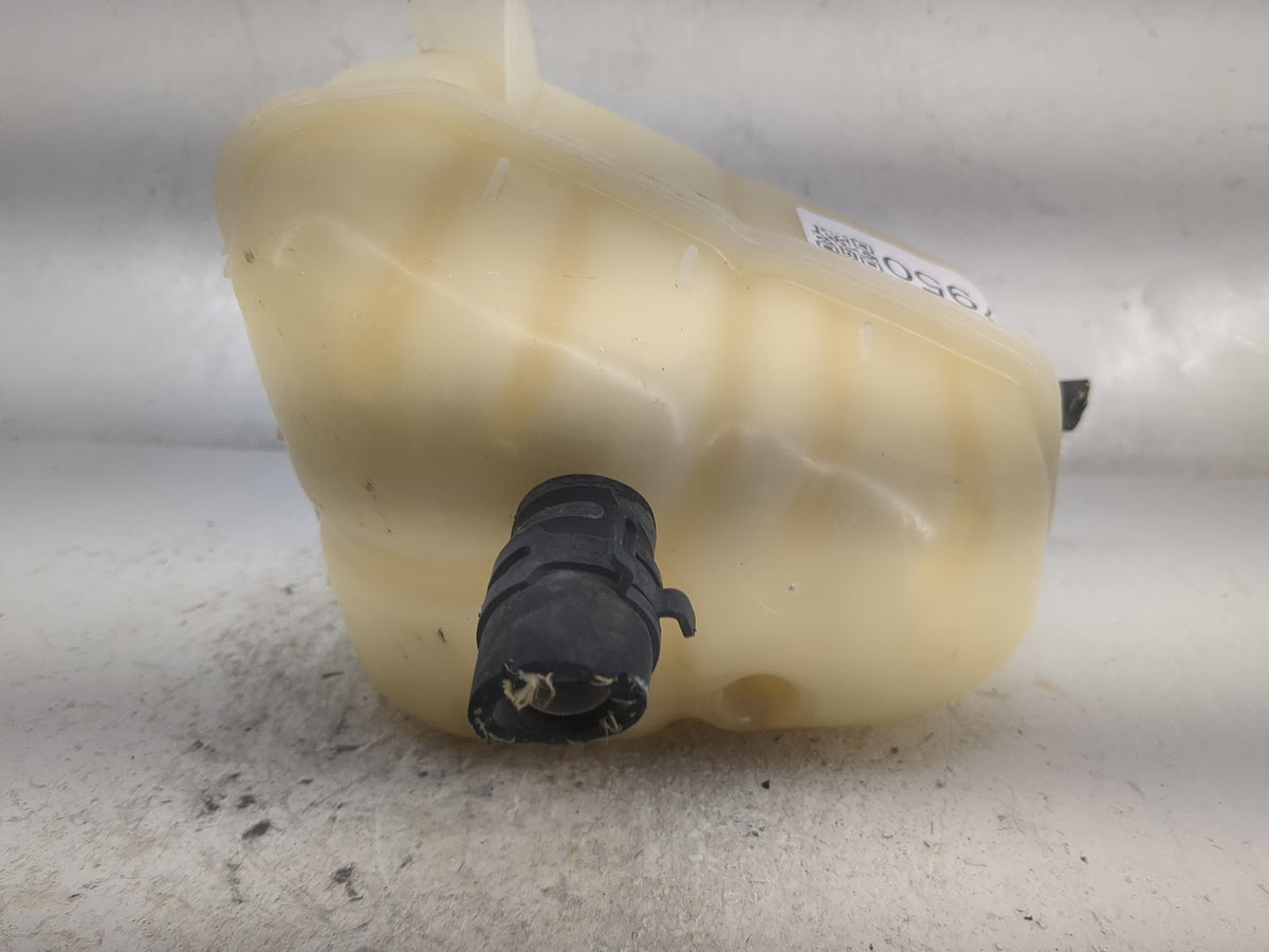 2007 Chevrolet Malibu Radiator Coolant Overflow Expansion Tank Bottle 1497950 - Oemusedautoparts1.com