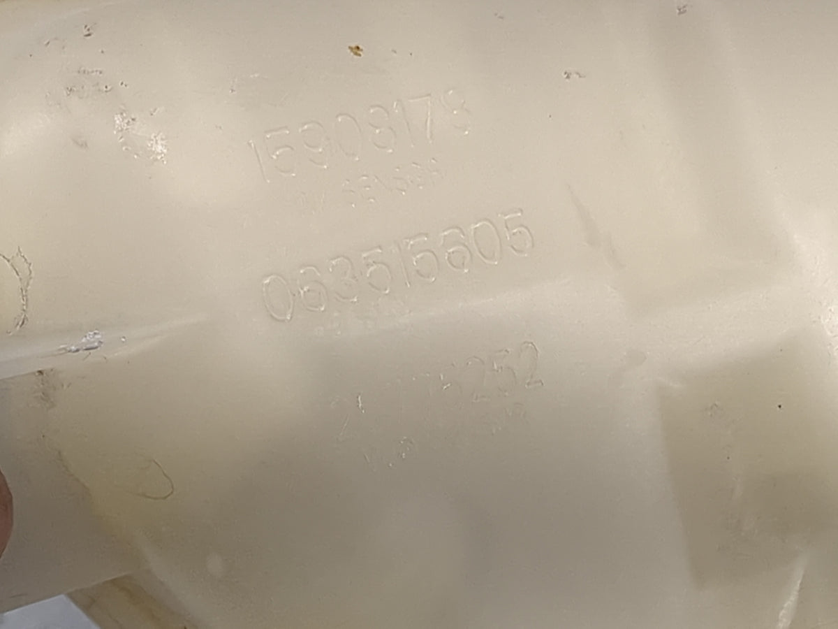 2007 Chevrolet Malibu Radiator Coolant Overflow Expansion Tank Bottle 1497950 - Oemusedautoparts1.com