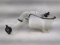 2008-2012 Chevrolet Malibu Windshield Washer Fluid Reservoir Bottle Oem 1497991 - Oemusedautoparts1.com