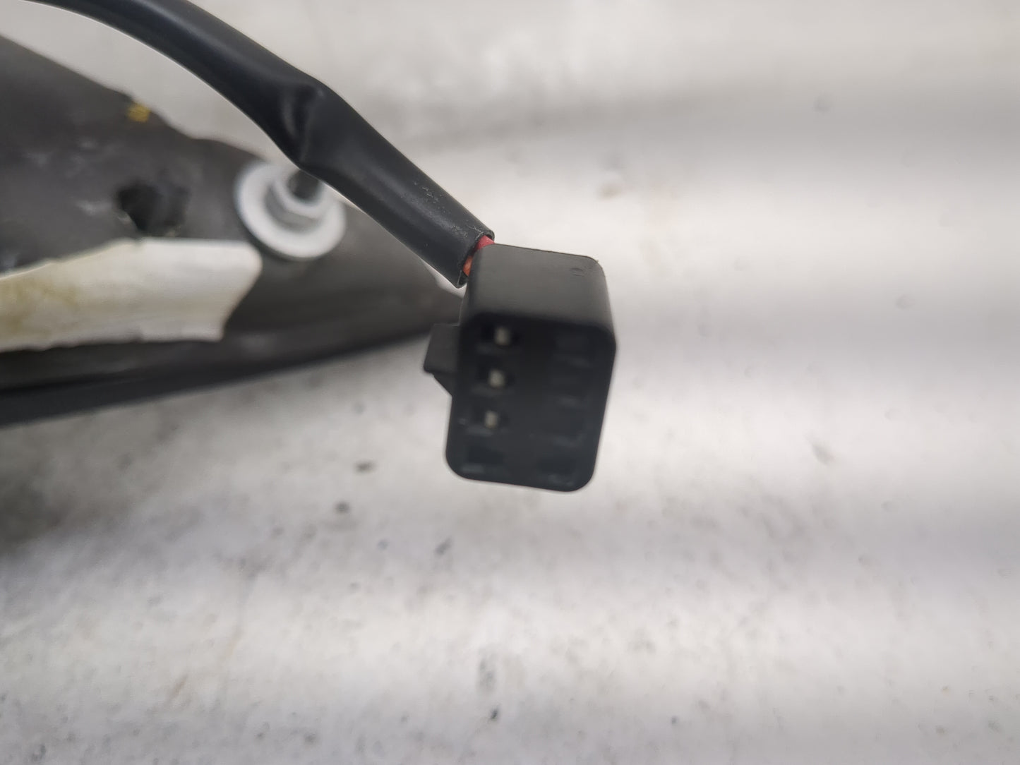 2008-2012 Chevrolet Malibu Passenger Side View Mirror - Right Door Mirror OEM Used - Oemusedautoparts1.com