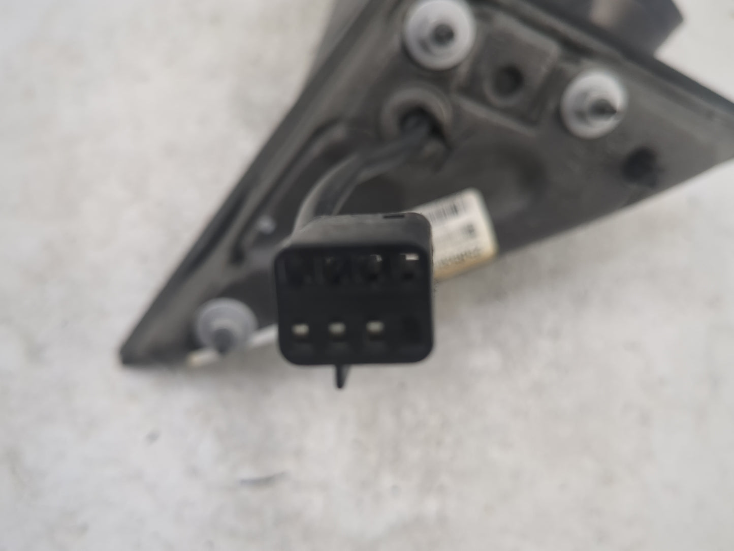 2008-2012 Chevrolet Malibu Driver Side View Mirror - Left Door Mirror OEM Used - Oemusedautoparts1.com