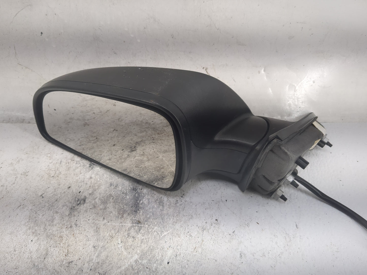 2008-2012 Chevrolet Malibu Driver Side View Mirror - Left Door Mirror OEM Used - Oemusedautoparts1.com