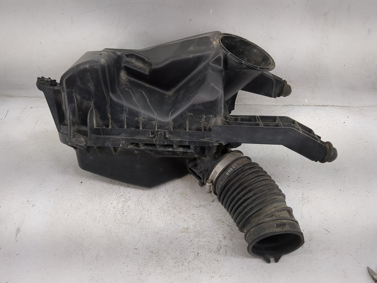2008-2012 Chevrolet Malibu Air Cleaner Intake-duct Hose Tube 1499834 - Oemusedautoparts1.com