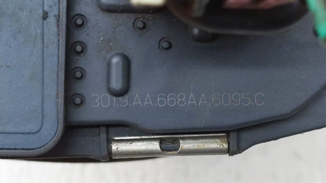 2008-2012 Chevrolet Malibu Throttle Body P/N:668AA 186AA Fits Fits 2007 2008 2009 2010 2011 2012 OEM Used Auto Parts - Oemus