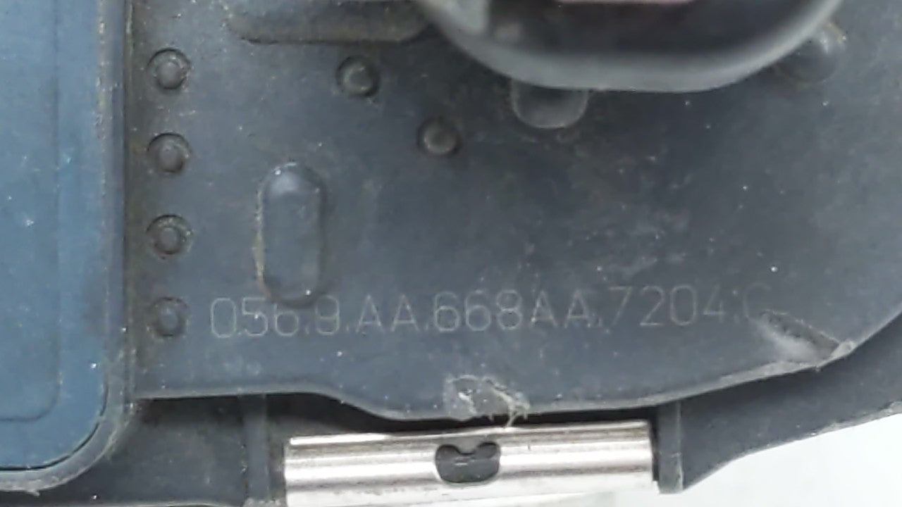 2008-2012 Chevrolet Malibu Throttle Body P/N:668AA 186AA Fits Fits 2007 2008 2009 2010 2011 2012 OEM Used Auto Parts - Oemus