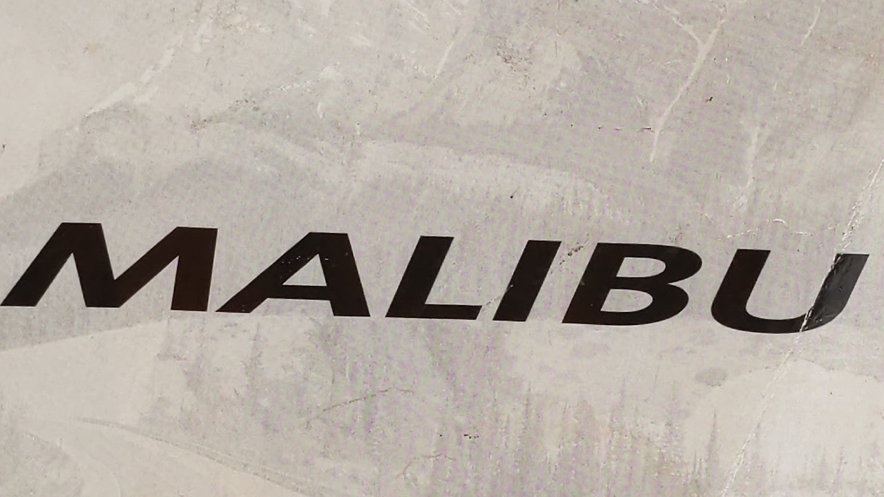 2010 Chevrolet Malibu Owners Manual Book Guide OEM Used Auto Parts - Oemusedautoparts1.com