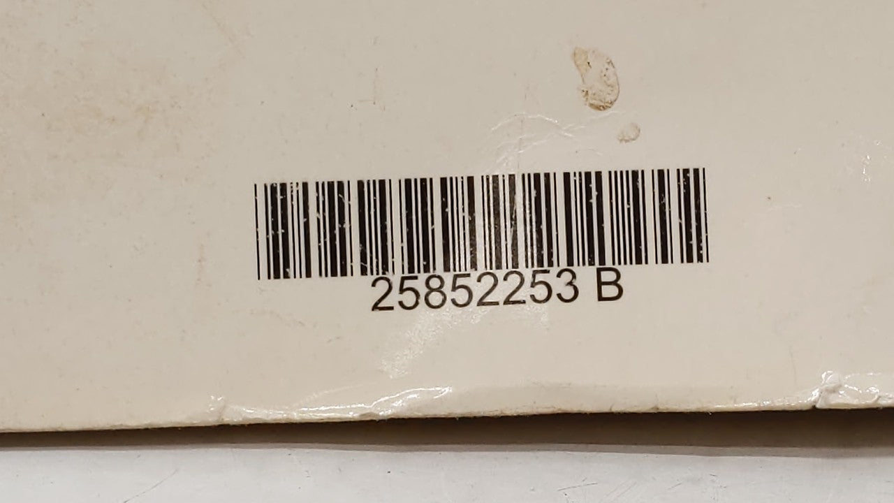 2010 Chevrolet Malibu Owners Manual Book Guide OEM Used Auto Parts - Oemusedautoparts1.com