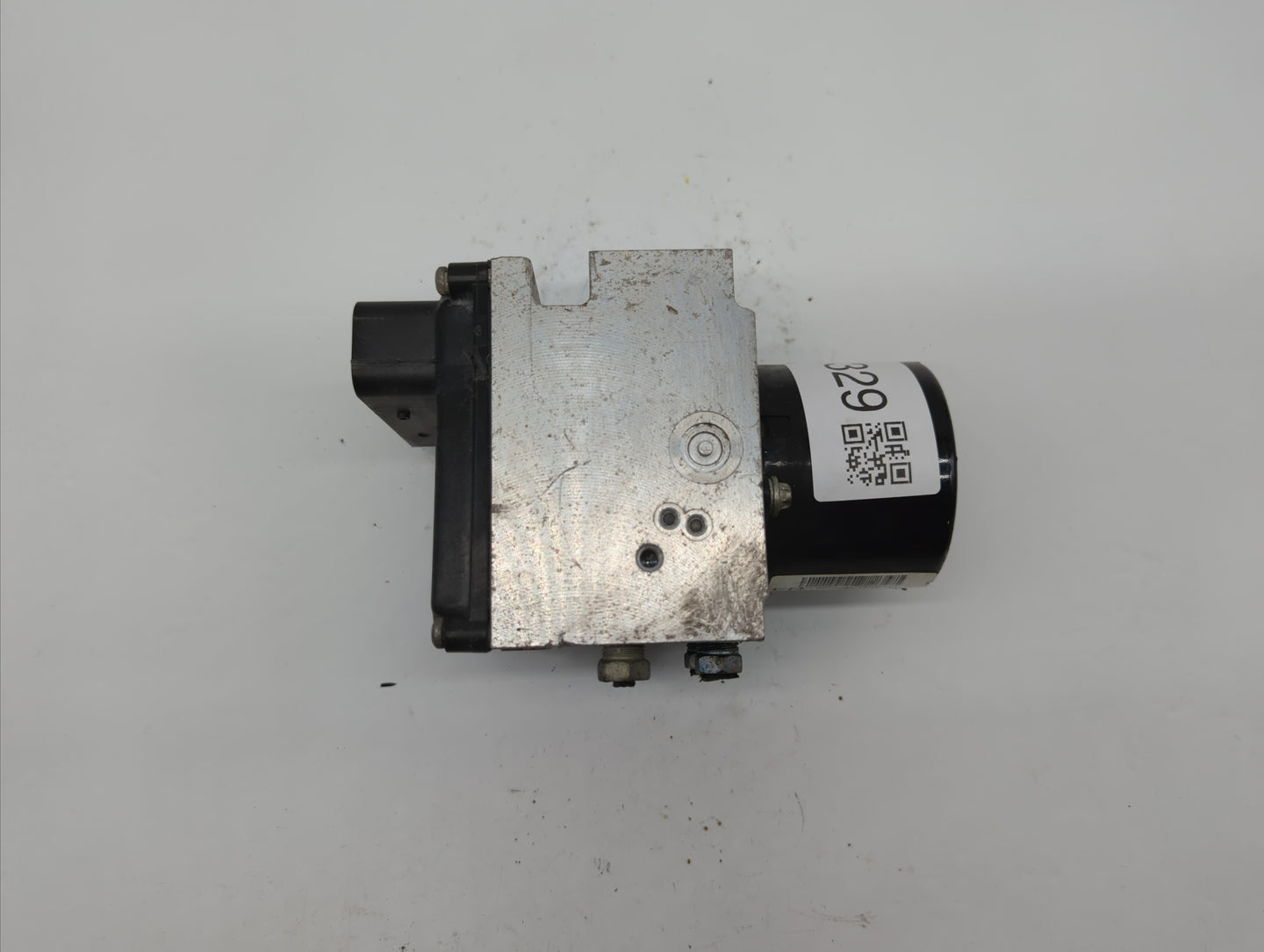 2010 Chevrolet Malibu ABS Pump Control Module Replacement P/N:25949990 20812604 Fits OEM Used Auto Parts - Oemusedautoparts1