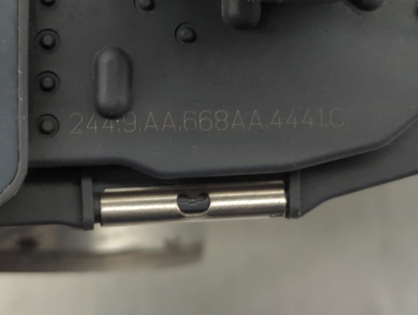 2008-2012 Chevrolet Malibu Throttle Body P/N:9B4G-9F991-A 668AA, 186AA Fits Fits 2007 2008 2009 2010 2011 2012 OEM Used Auto