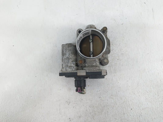 2008-2012 Chevrolet Malibu Throttle Body P/N:9B4G-9F991-A 668AA, 186AA Fits Fits 2007 2008 2009 2010 2011 2012 OEM Used Auto
