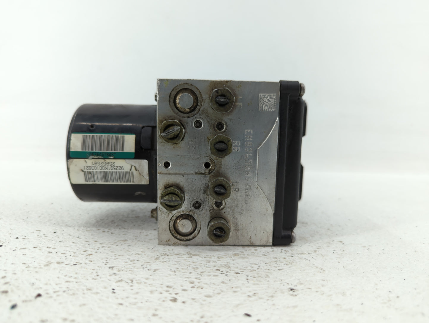 2010 Chevrolet Malibu ABS Pump Control Module Replacement P/N:25949990 20812604 Fits OEM Used Auto Parts - Oemusedautoparts1