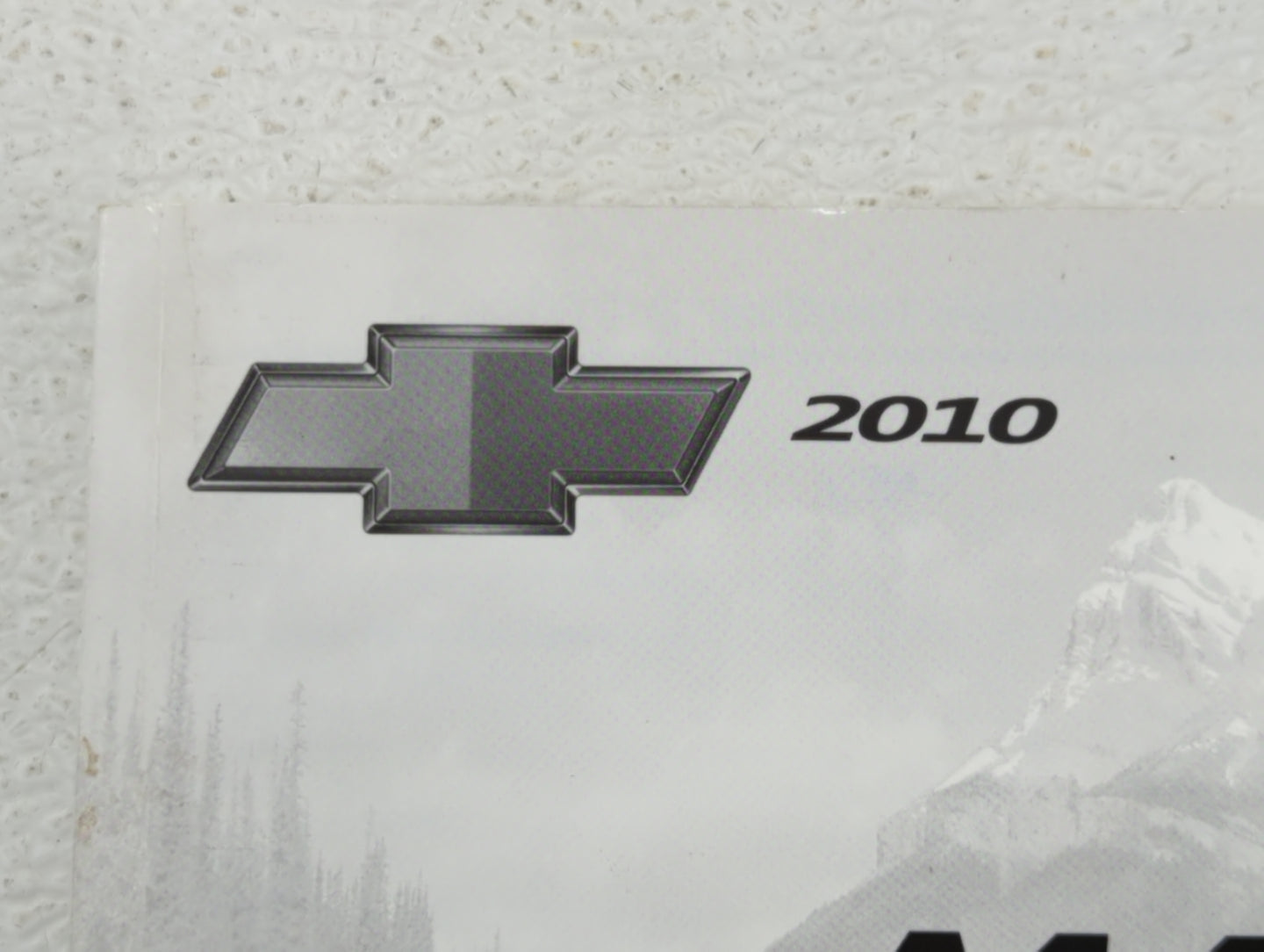 2010 Chevrolet Malibu Owners Manual Book Guide OEM Used Auto Parts - Oemusedautoparts1.com