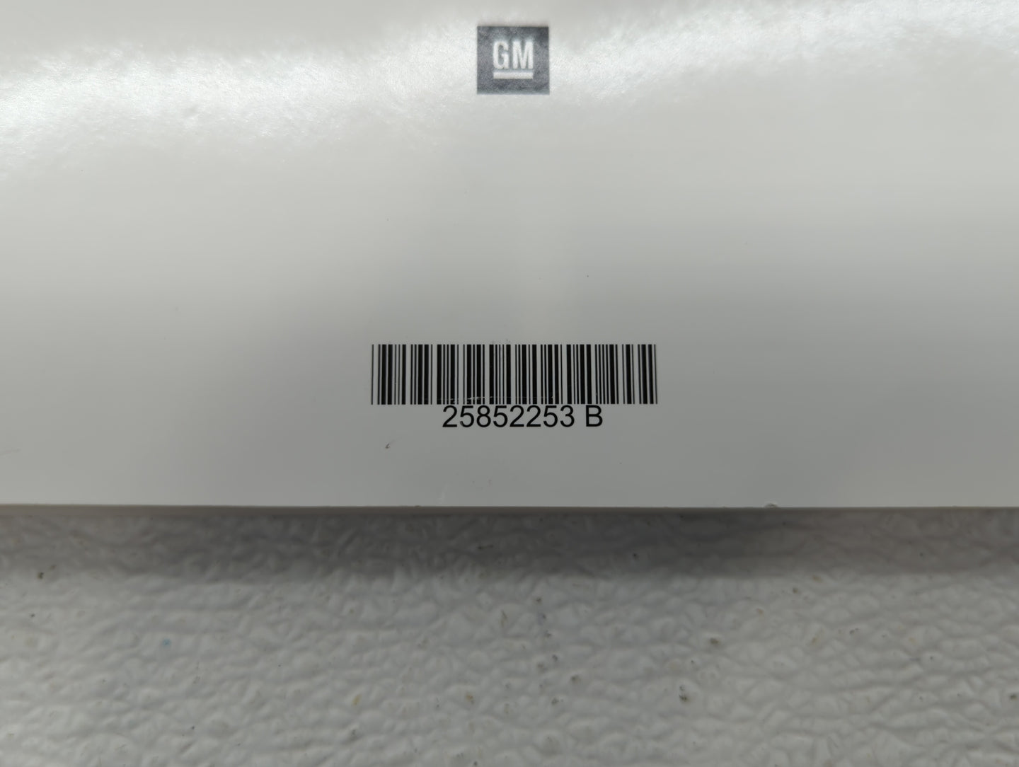 2010 Chevrolet Malibu Owners Manual Book Guide OEM Used Auto Parts - Oemusedautoparts1.com