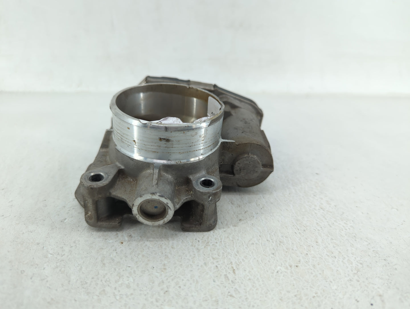 2008-2012 Chevrolet Malibu Throttle Body P/N:871AA 668AA, 186AA Fits Fits 2007 2008 2009 2010 2011 2012 OEM Used Auto Parts 