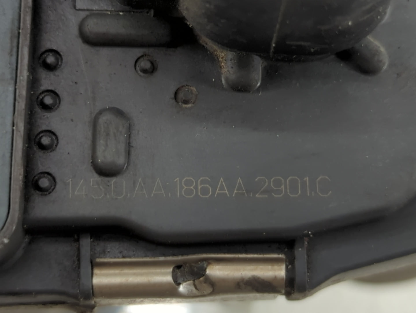 2008-2012 Chevrolet Malibu Throttle Body P/N:871AA 668AA, 186AA Fits Fits 2007 2008 2009 2010 2011 2012 OEM Used Auto Parts 