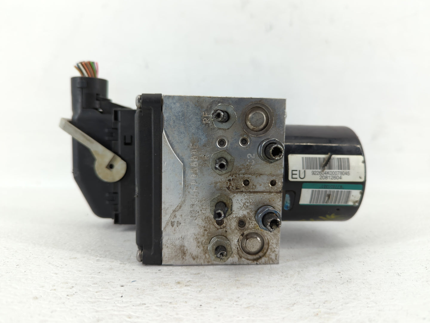 2010 Chevrolet Malibu ABS Pump Control Module Replacement P/N:25949990 20812604 Fits OEM Used Auto Parts - Oemusedautoparts1