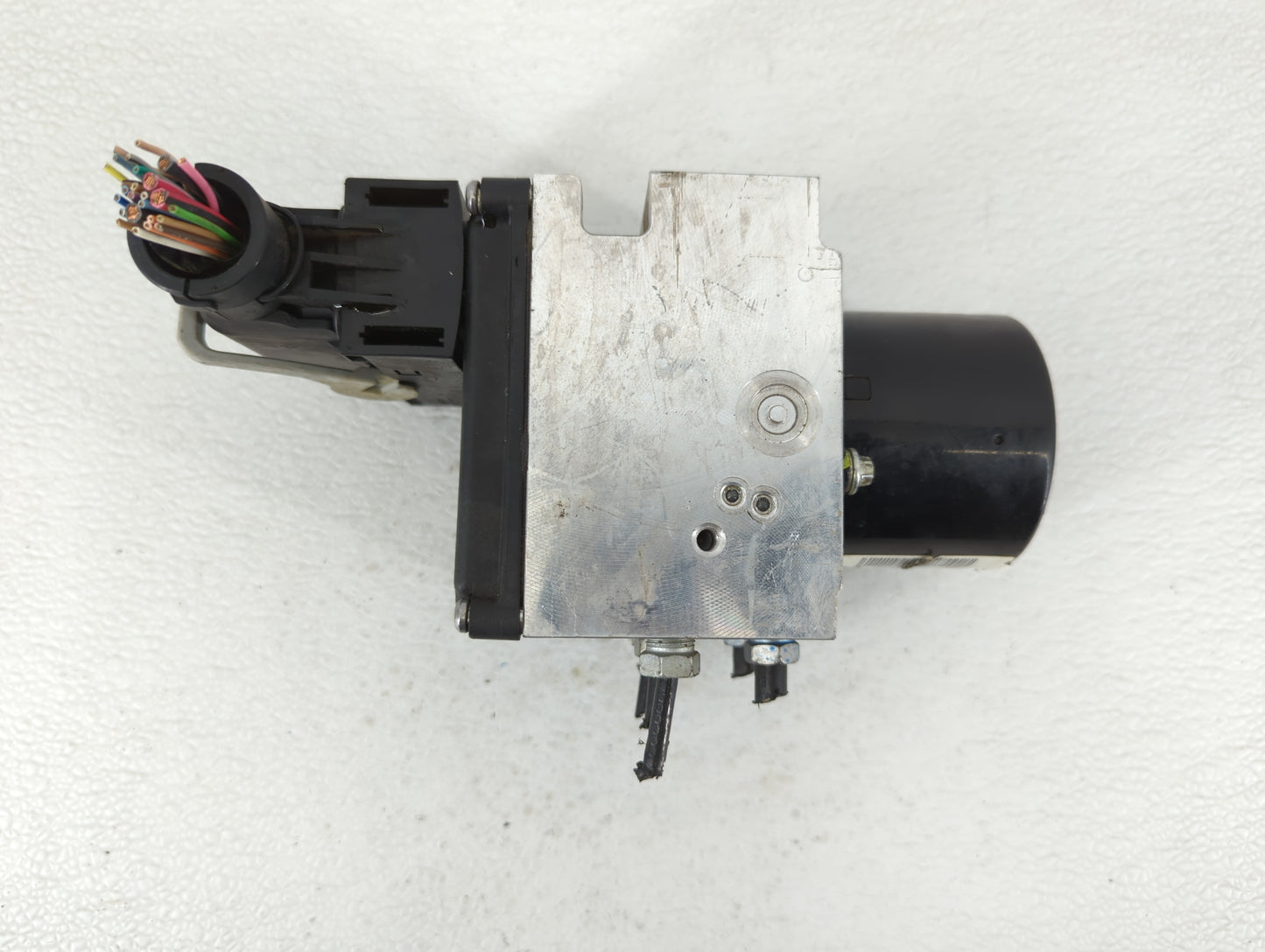 2010 Chevrolet Malibu ABS Pump Control Module Replacement P/N:25949990 20812604 Fits OEM Used Auto Parts - Oemusedautoparts1