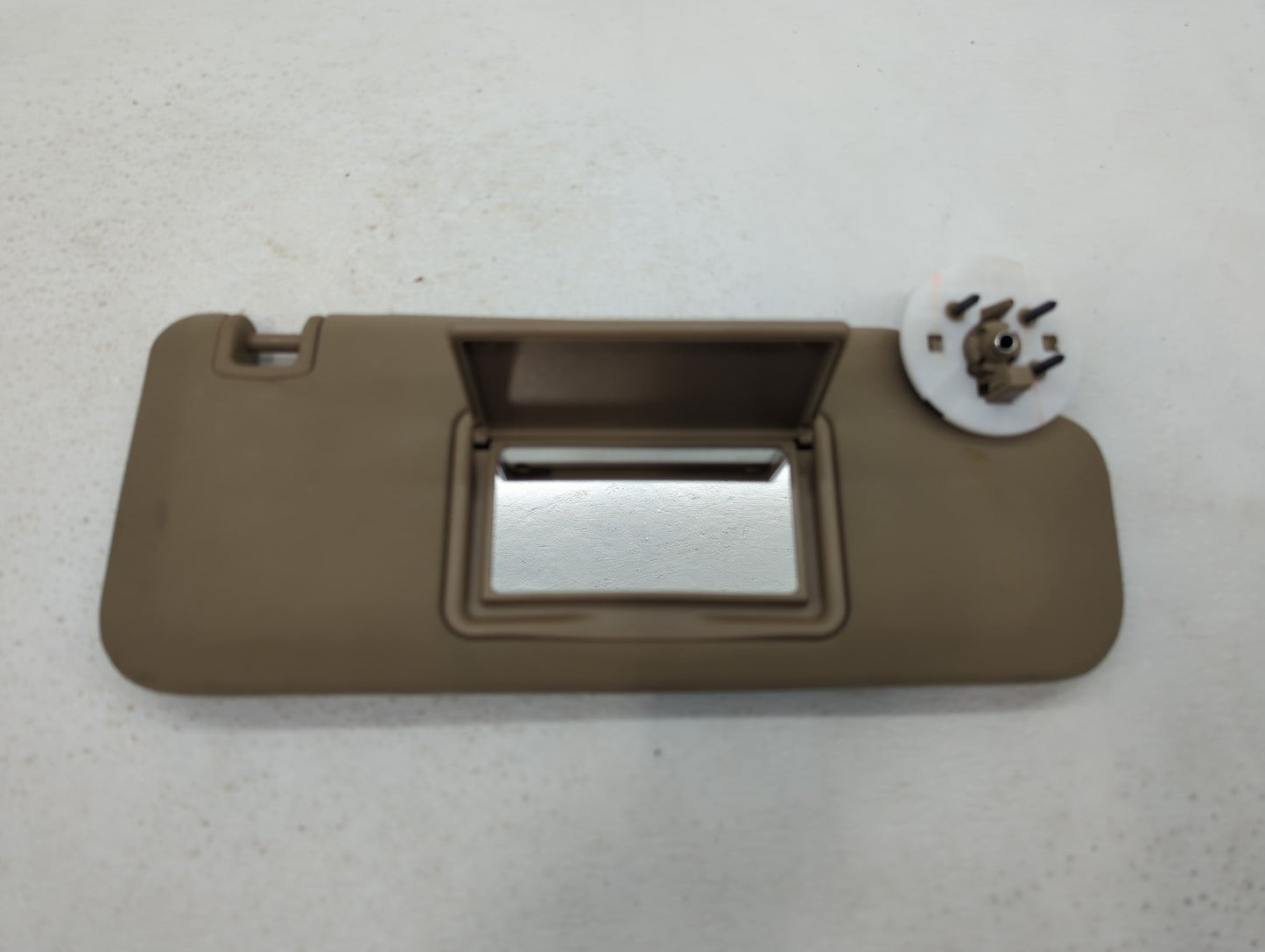 2004-2012 Chevrolet Malibu Sun Visor Shade Replacement Passenger Right Mirror Fits Fits 2004 2005 2008 2009 2010 2011 2012 O