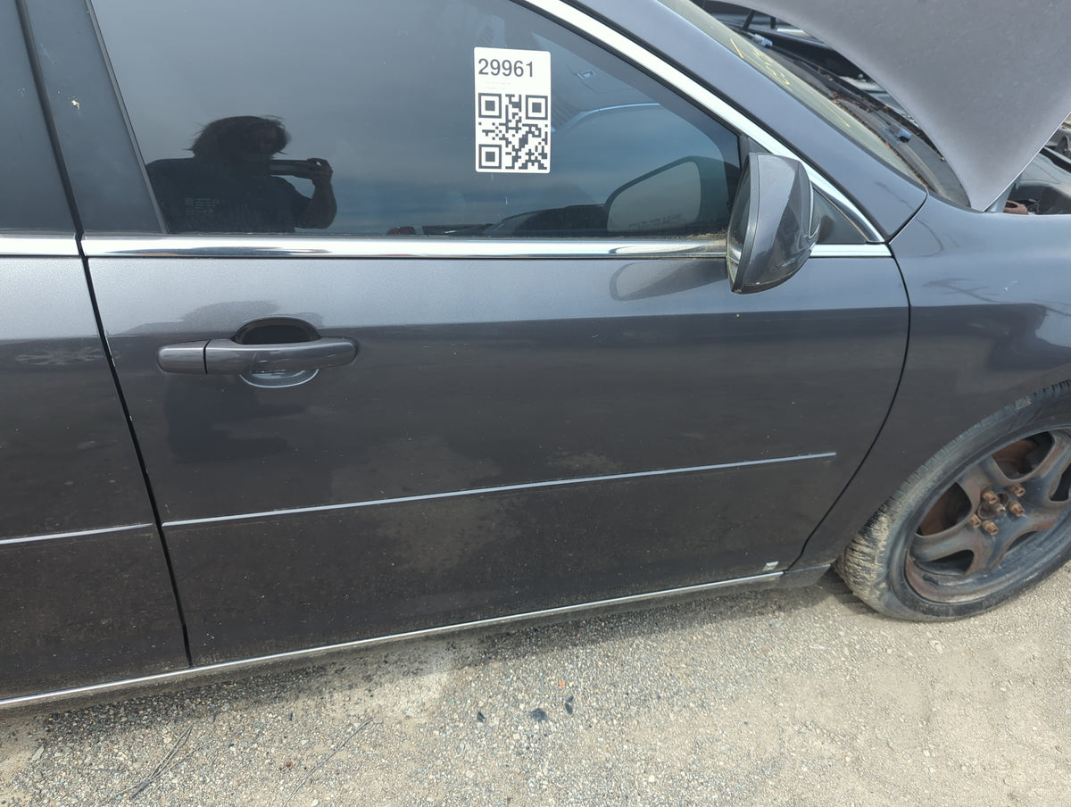 2008-2012 Chevrolet Malibu Passenger Front Door Oem 5017698 - Oemusedautoparts1.com