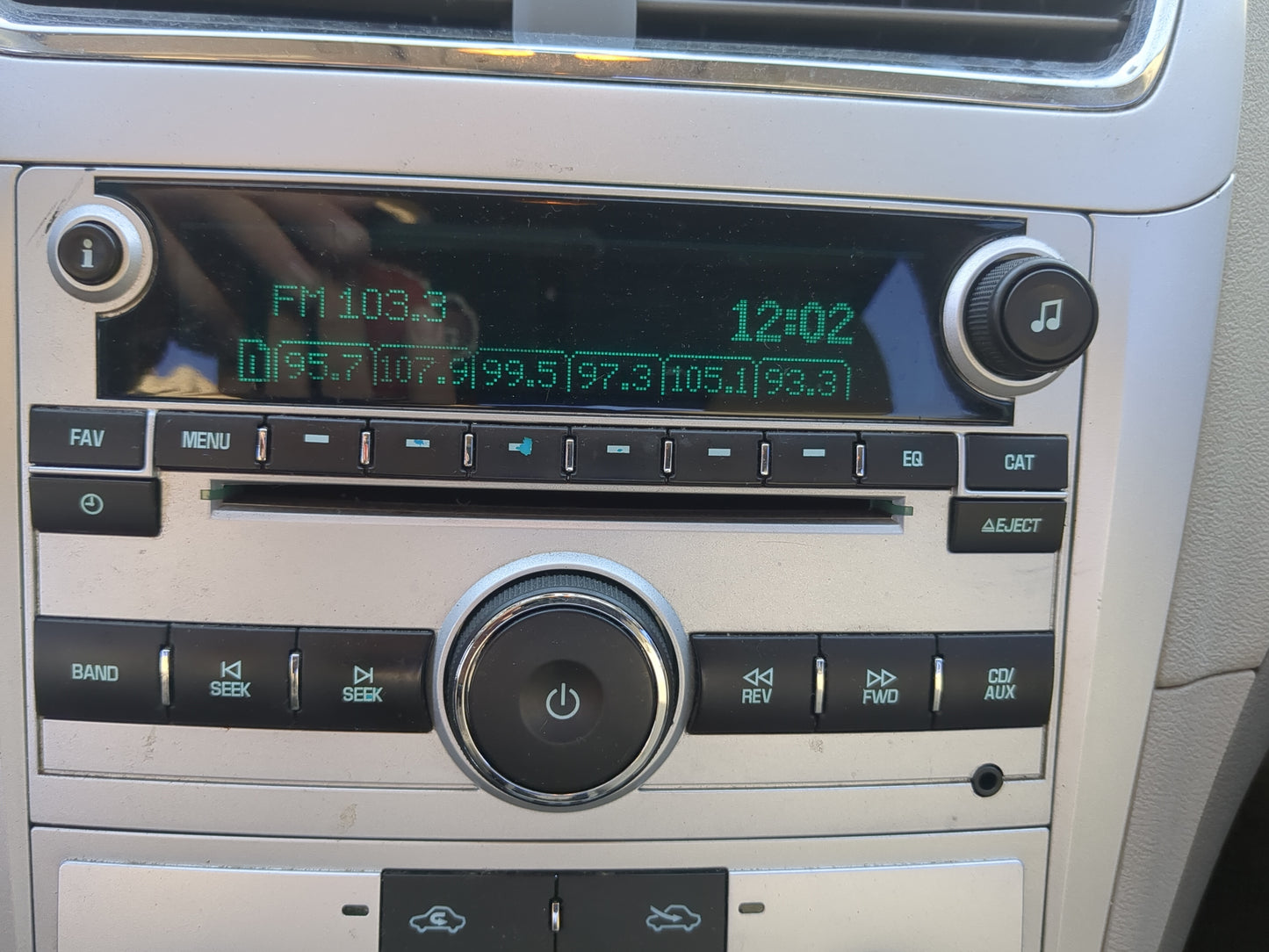 2009-2012 Chevrolet Malibu Radio AM FM Cd Player Receiver Replacement Fits Fits 2009 2010 2011 2012 OEM Used Auto Parts - Oe