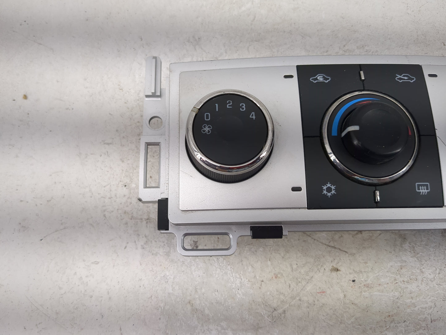 2008-2012 Chevrolet Malibu Climate Control Module Temperature AC/Heater Replacement P/N:28251428 20923130 Fits OEM Used Auto