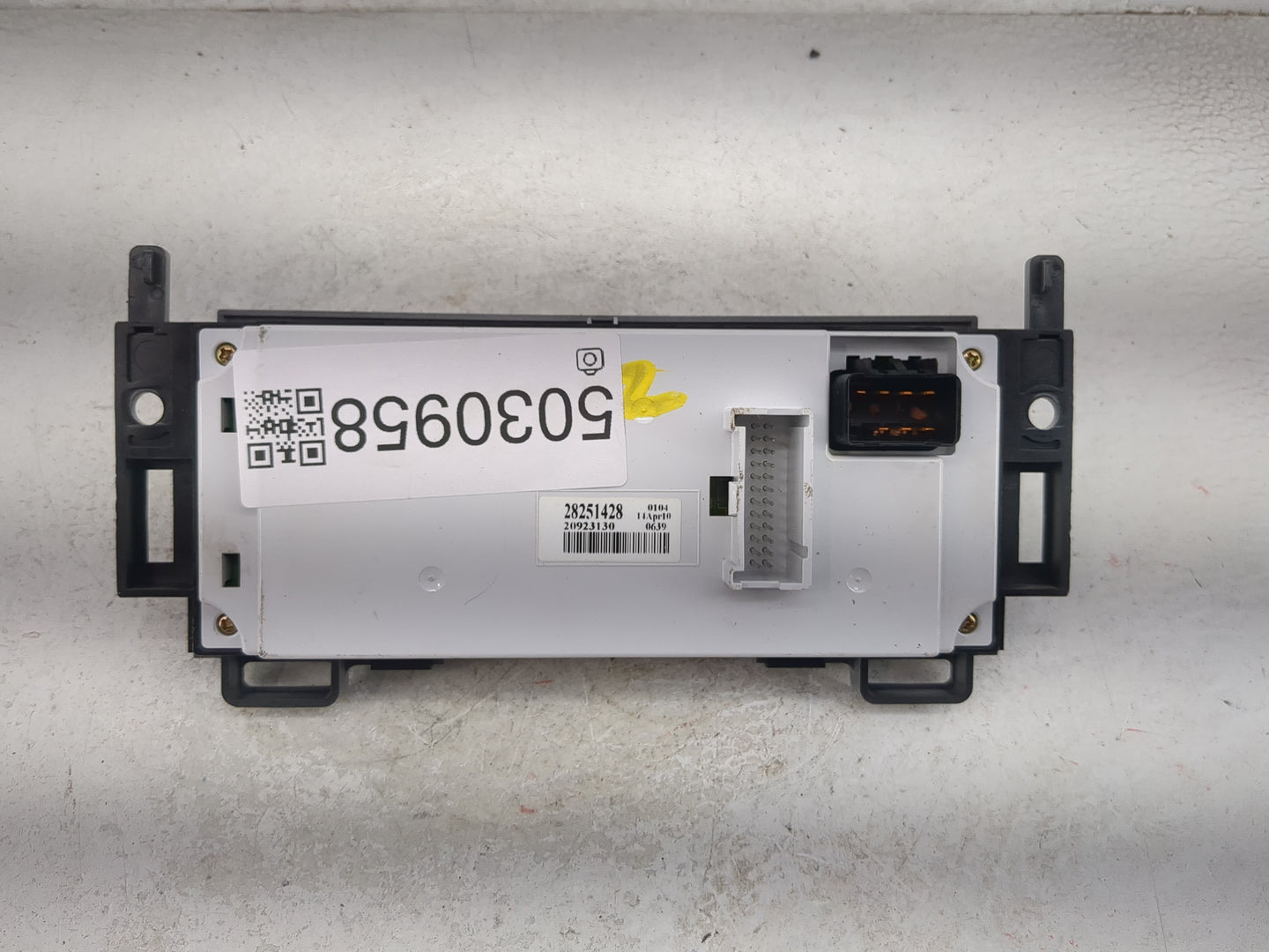2008-2012 Chevrolet Malibu Climate Control Module Temperature AC/Heater Replacement P/N:28251428 20923130 Fits OEM Used Auto