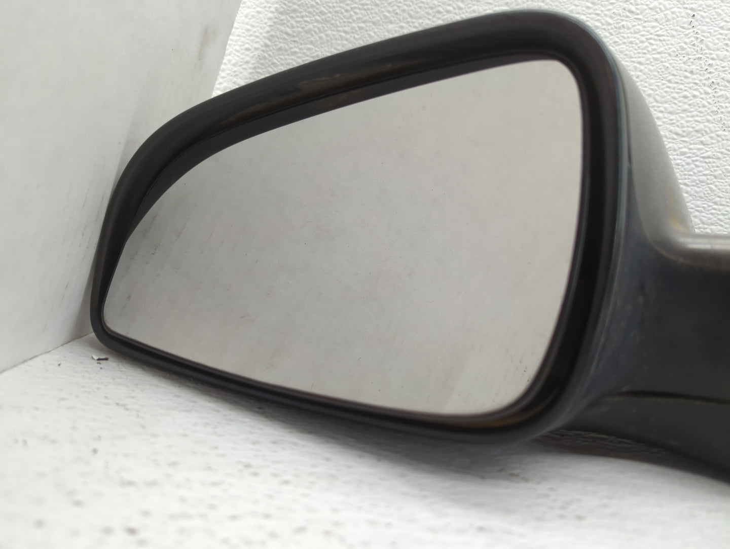 2008-2012 Chevrolet Malibu Driver Side View Mirror - Left Door Mirror OEM Used - Oemusedautoparts1.com