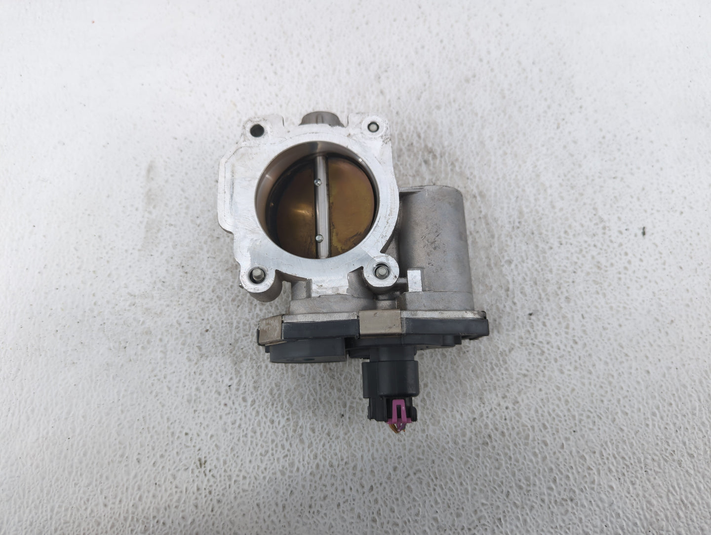 2008-2012 Chevrolet Malibu Throttle Body Fits Fits 2007 2008 2009 2010 2011 2012 OEM Used Auto Parts - Oemusedautoparts1.com