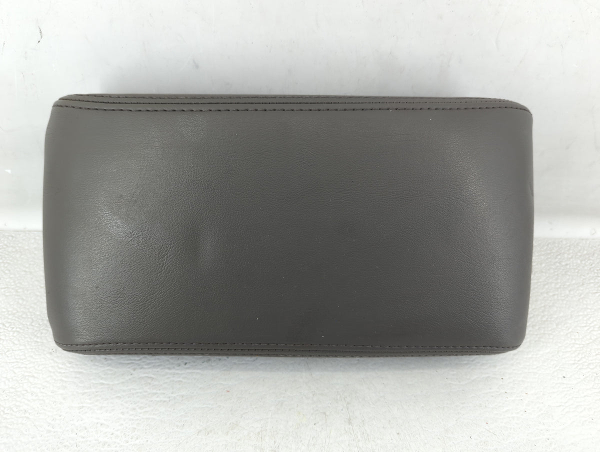 2010 Chevrolet Malibu Center Console Armrest Cover Lid 548652 - Oemusedautoparts1.com