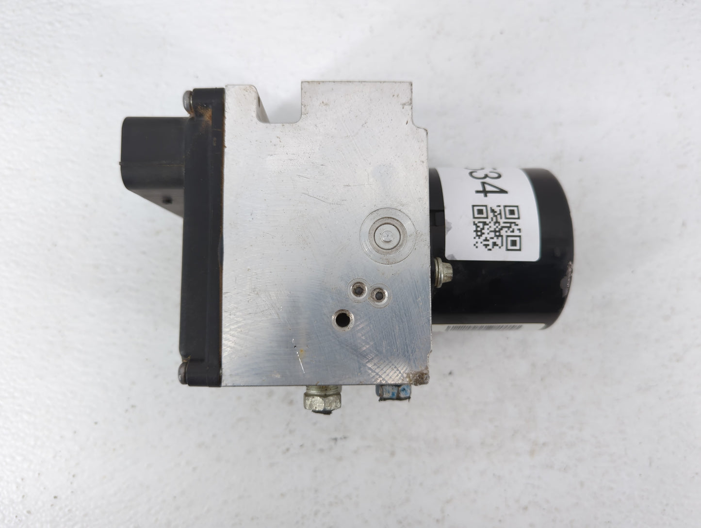 2010 Chevrolet Malibu ABS Pump Control Module Replacement P/N:25949990 Fits OEM Used Auto Parts - Oemusedautoparts1.com