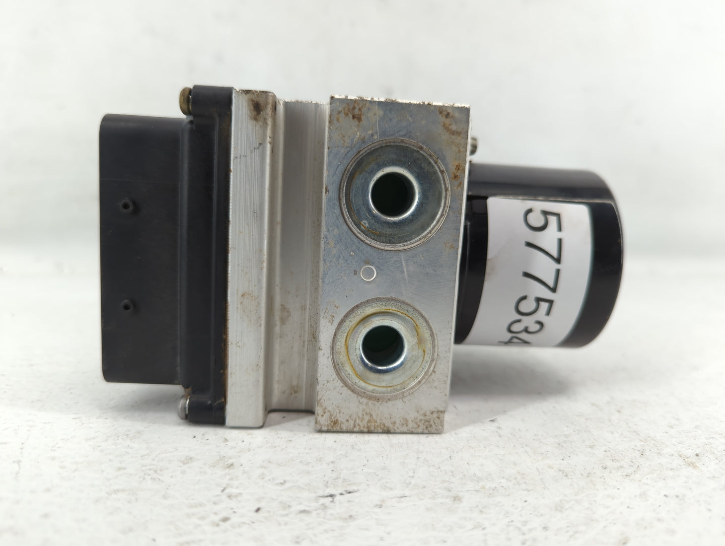 2010 Chevrolet Malibu ABS Pump Control Module Replacement P/N:25949990 Fits OEM Used Auto Parts - Oemusedautoparts1.com