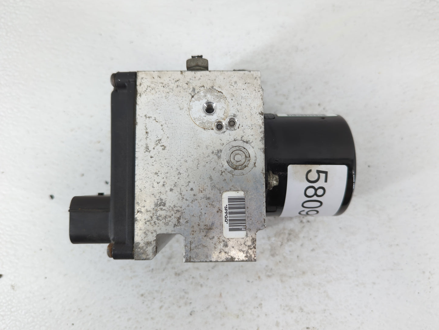 2010 Chevrolet Malibu ABS Pump Control Module Replacement P/N:25949990 Fits OEM Used Auto Parts - Oemusedautoparts1.com