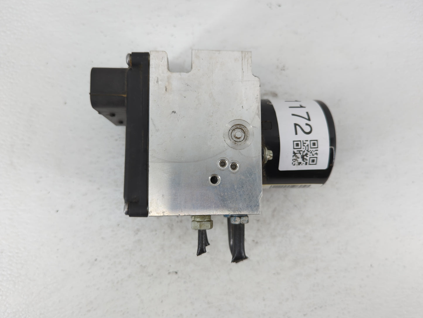 2010 Chevrolet Malibu ABS Pump Control Module Replacement P/N:25949990 Fits OEM Used Auto Parts - Oemusedautoparts1.com