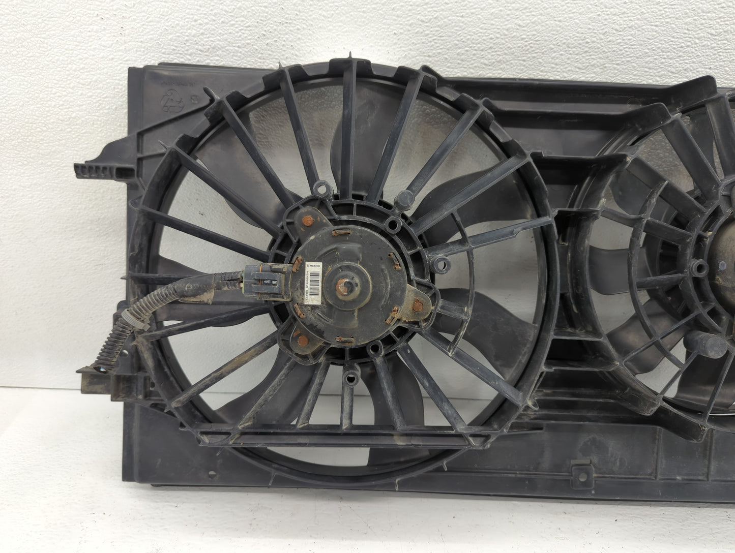 2004-2012 Chevrolet Malibu Left Radiator Fan Motor Assembly - Oemusedautoparts1.com