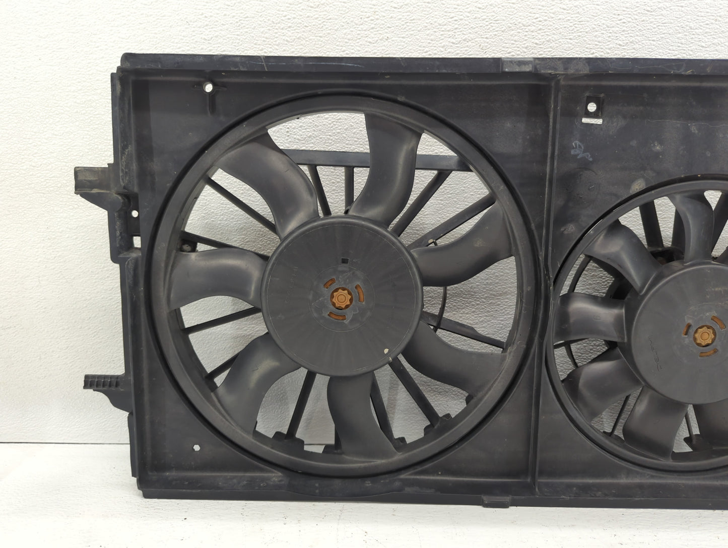 2004-2012 Chevrolet Malibu Left Radiator Fan Motor Assembly - Oemusedautoparts1.com