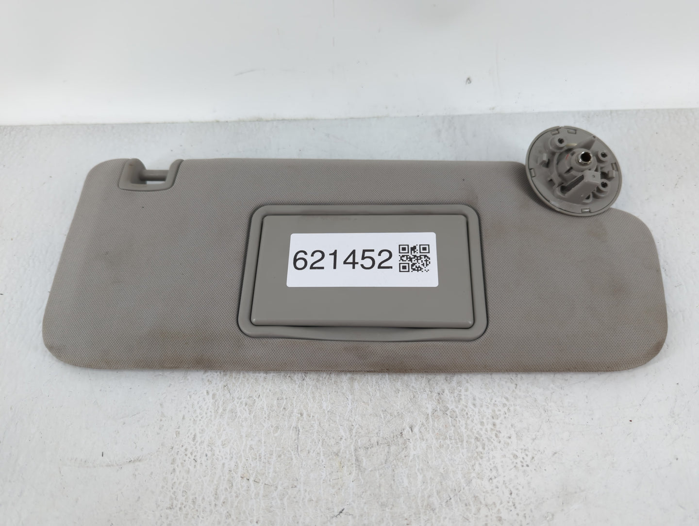 2004-2012 Chevrolet Malibu Sun Visor Shade Replacement Passenger Right Mirror Fits Fits 2004 2005 2008 2009 2010 2011 2012 O