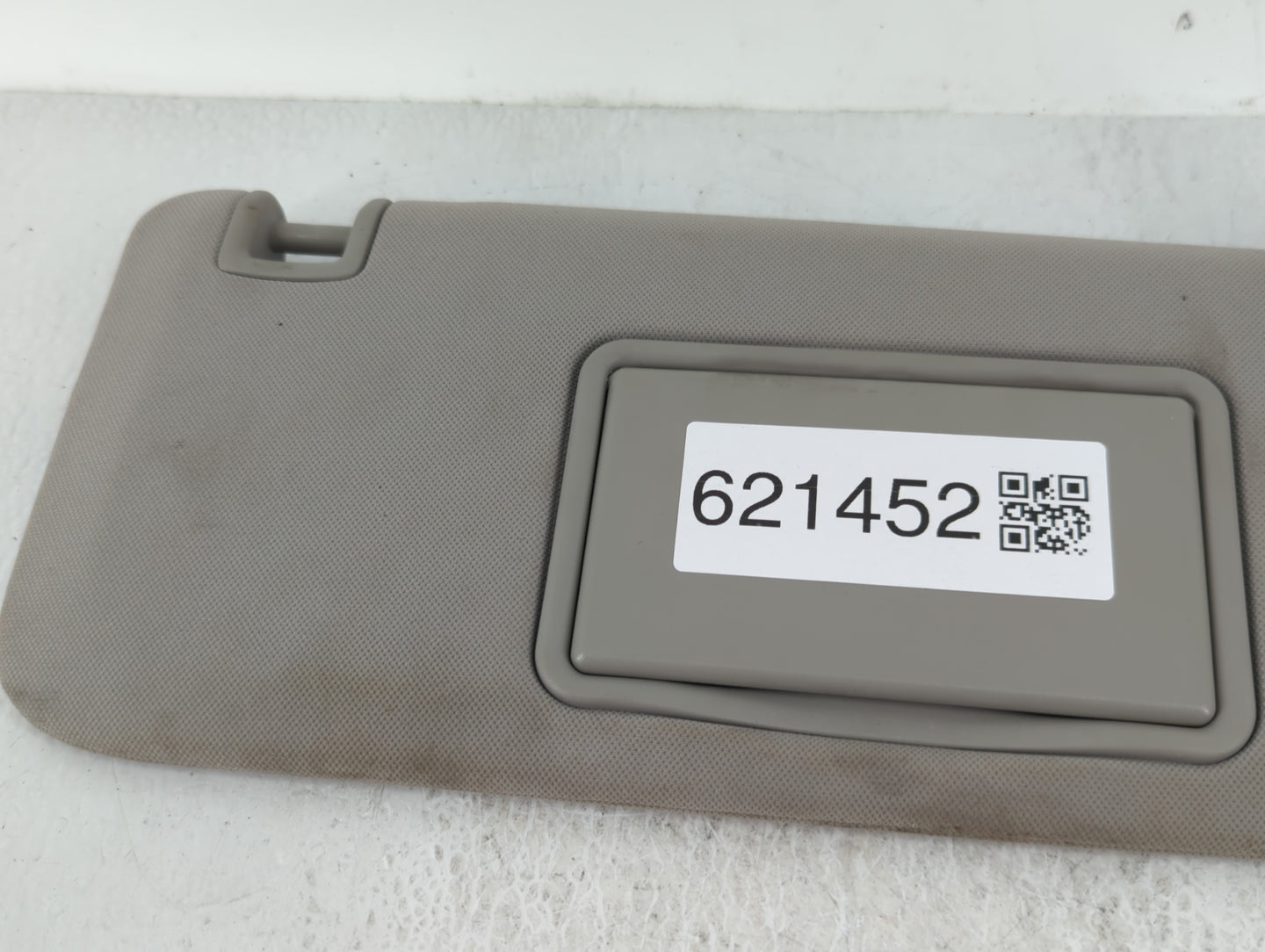 2004-2012 Chevrolet Malibu Sun Visor Shade Replacement Passenger Right Mirror Fits Fits 2004 2005 2008 2009 2010 2011 2012 O