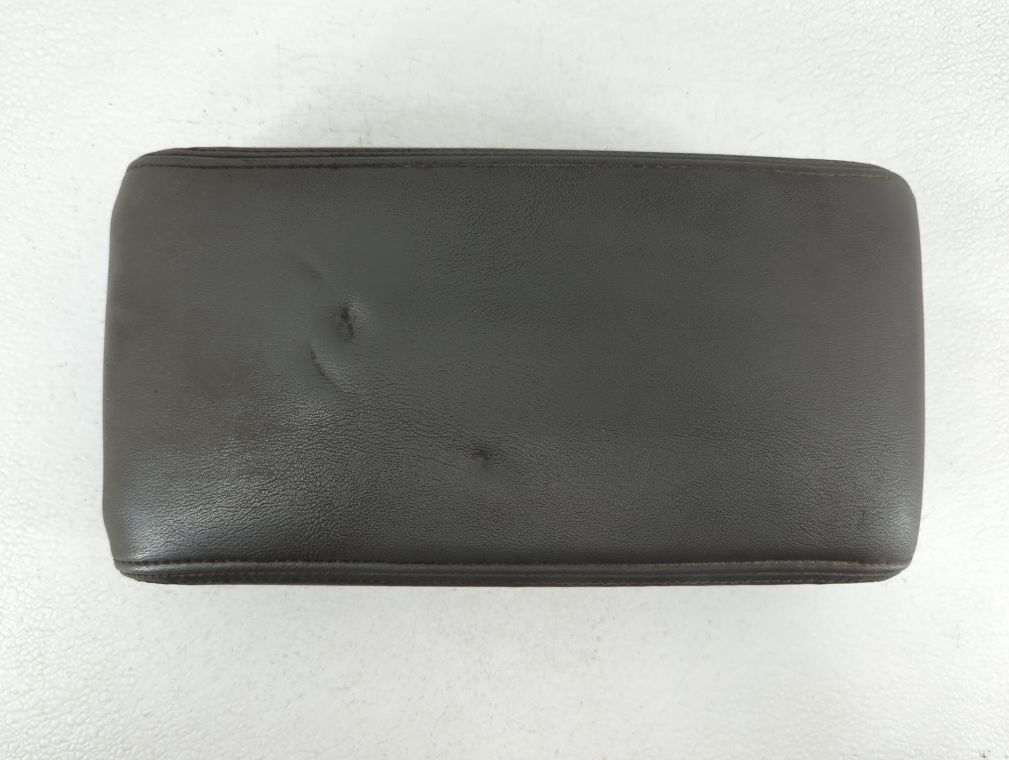 2010 Chevrolet Malibu Center Console Armrest Cover Lid Black - Oemusedautoparts1.com