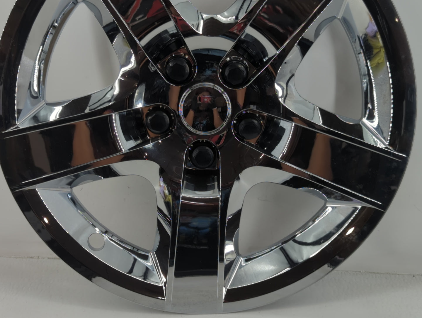 2010 Chevrolet Malibu CENTER WHEEL COVER HUB CAP - Oemusedautoparts1.com